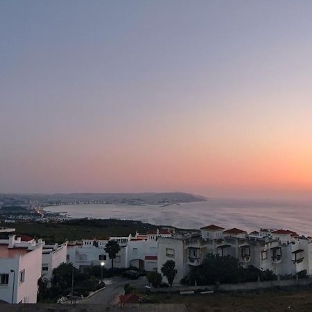 Magnifique Appartement De Standing A Tanger Avec Vue Sur Mer Et Acces Piscine Exterior photo